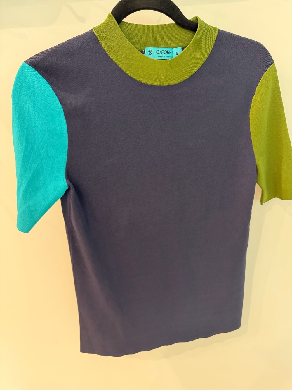 G/FORE Colorblock Short Sleeve Tee in Navy, Teal & Olive